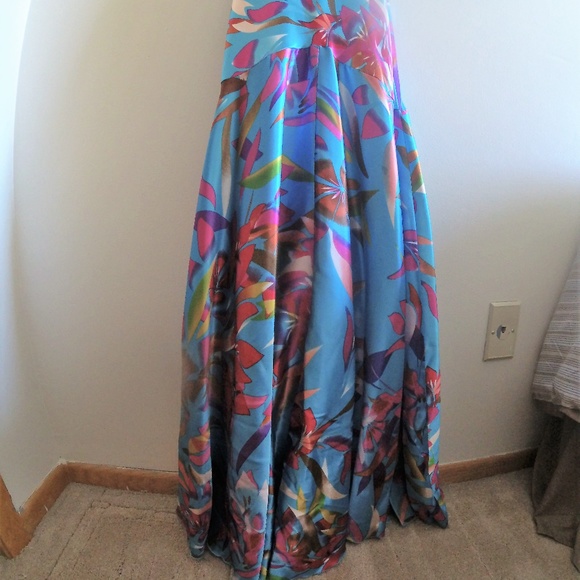 Floral Prom/Evening Dress - Picture 6 of 7